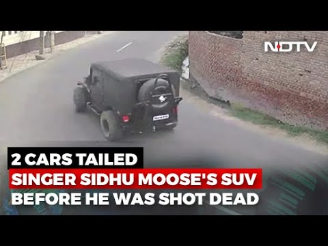 Minutes Before Singer Sidhu Moose Wala Shot 2 Cars Tailed | AdsMember